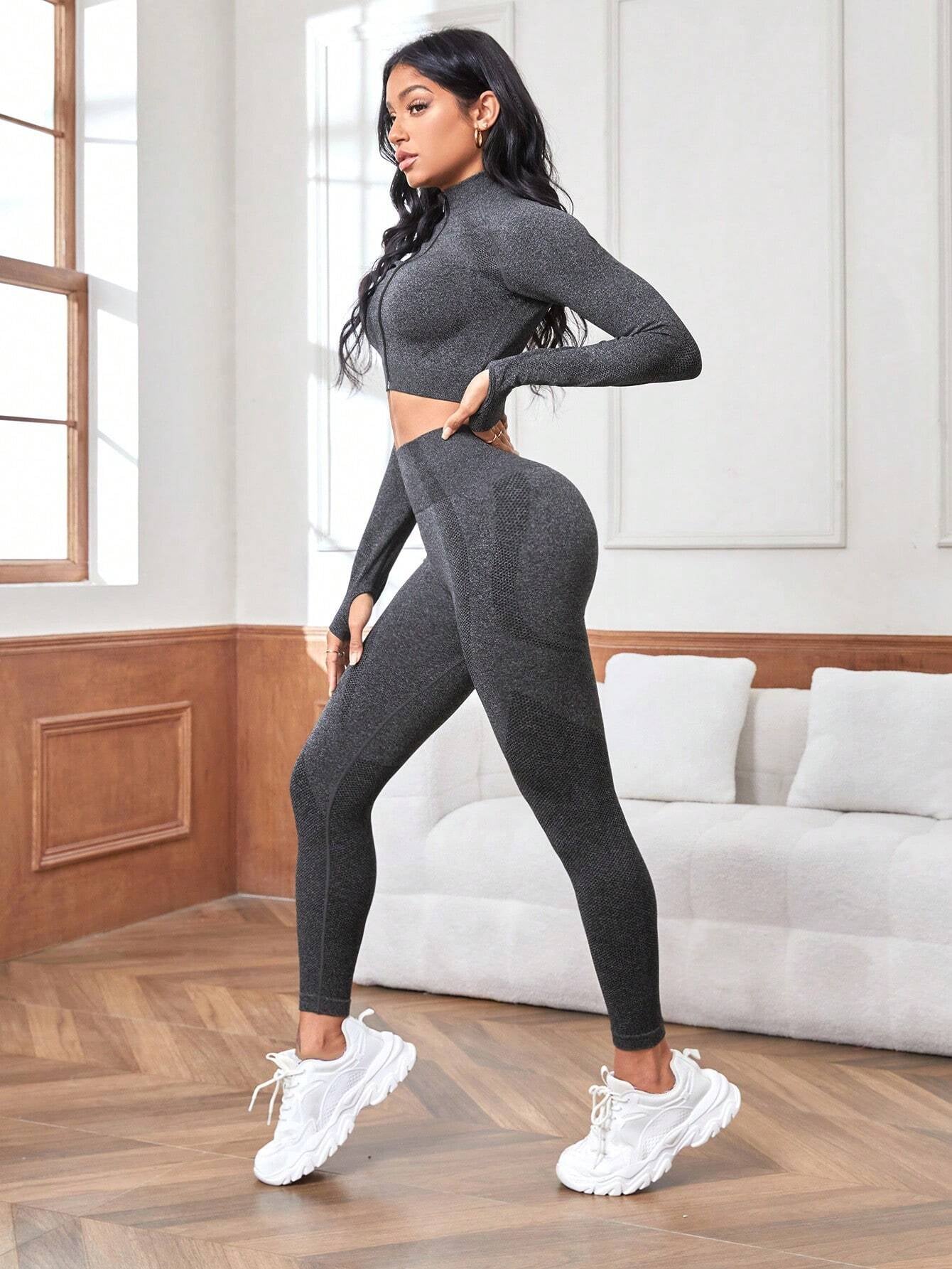 Yoga Futuristic Seamless Raglan Sleeve Sports Jacket & Leggings